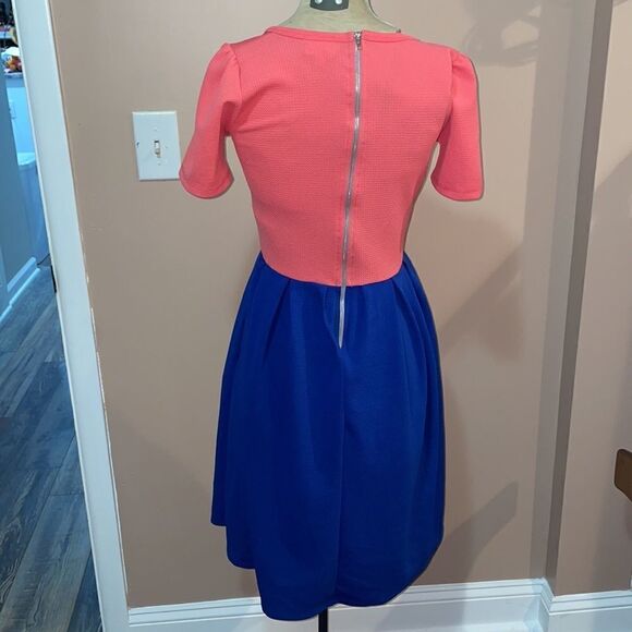 ✨LuLaRoe Colorblock Coral & Blue Amelia Dress with pockets - Picture 2 of 5